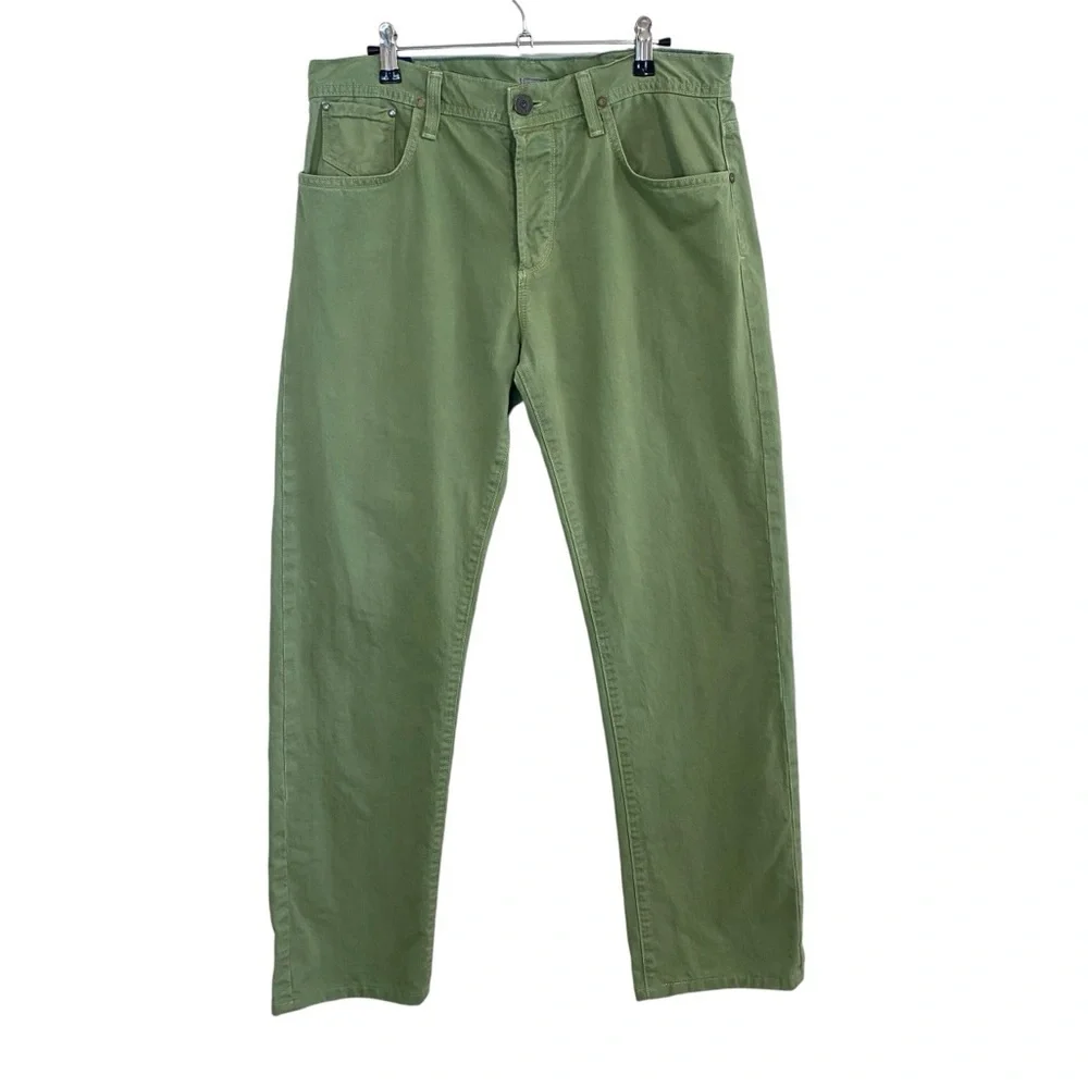 citizens of humanity - Core Straight leg Mom Jean in Pea Green - 33 -USA